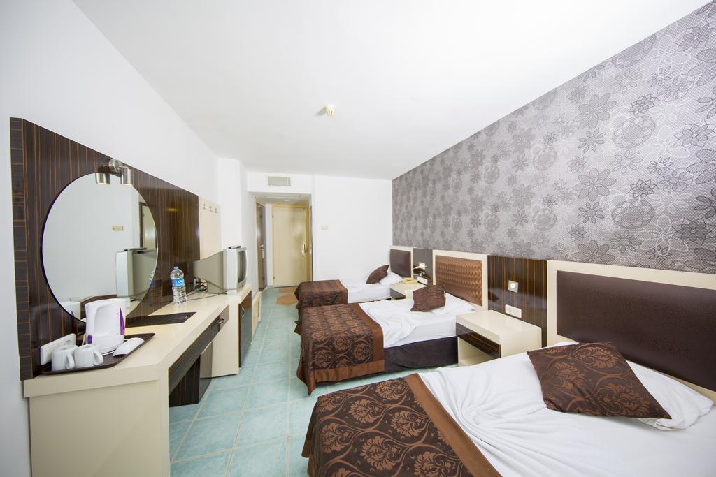 First Class Hotel Alanya Exterior photo